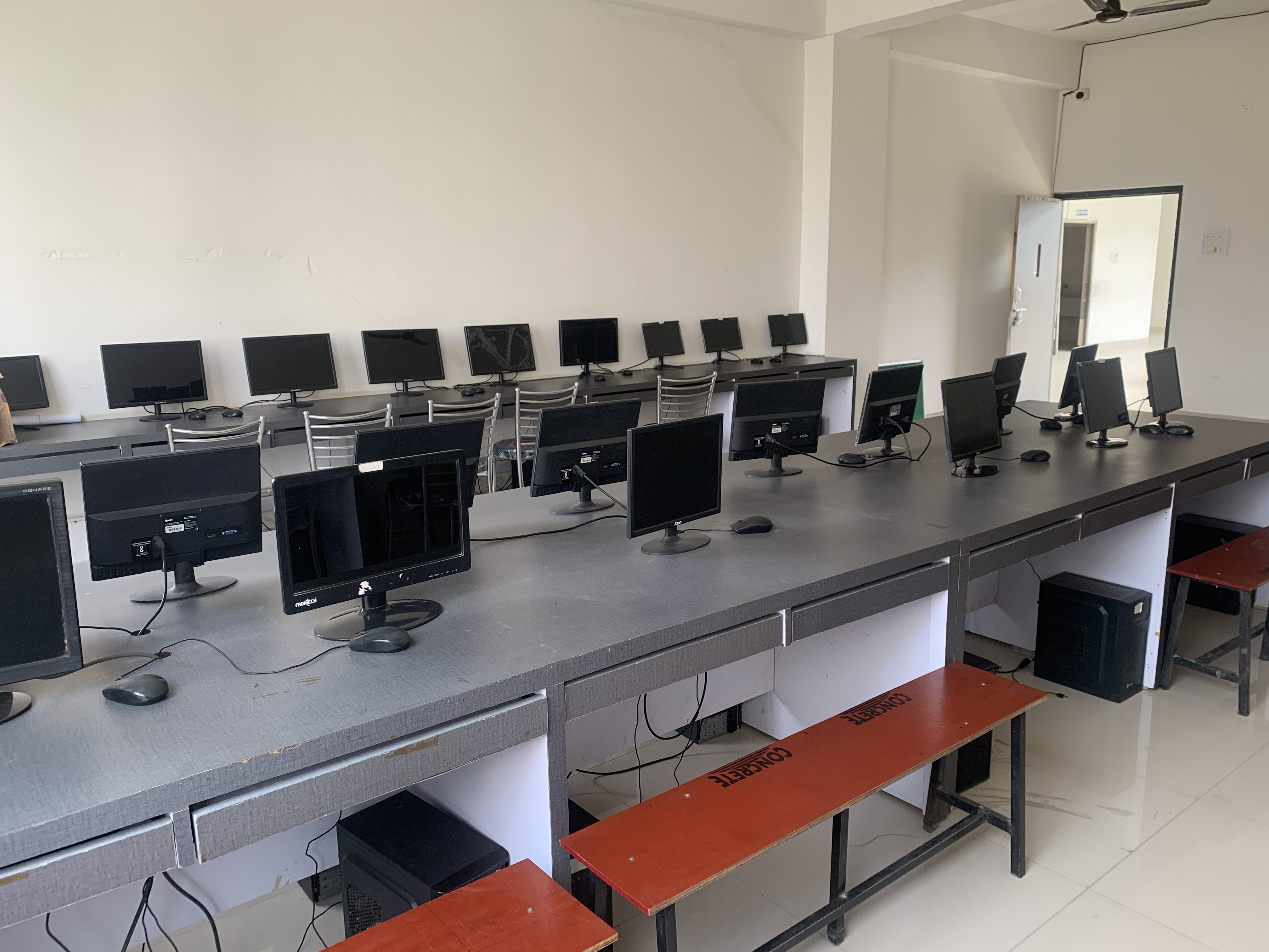 Computer Science Lab at Patliputra Vidyapeeth
